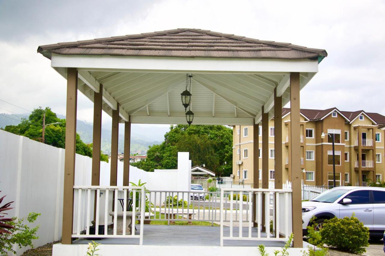Comfort Homes Kingston Luaran gambar